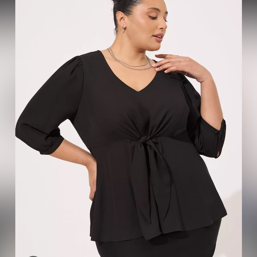 Torrid black tie waist blouse